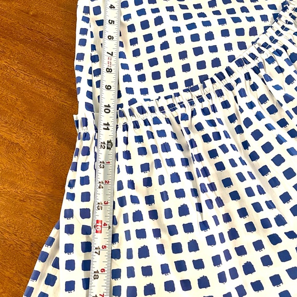 Vineyard Vines Skirt- EUC - size M - Picture 3 of 5
